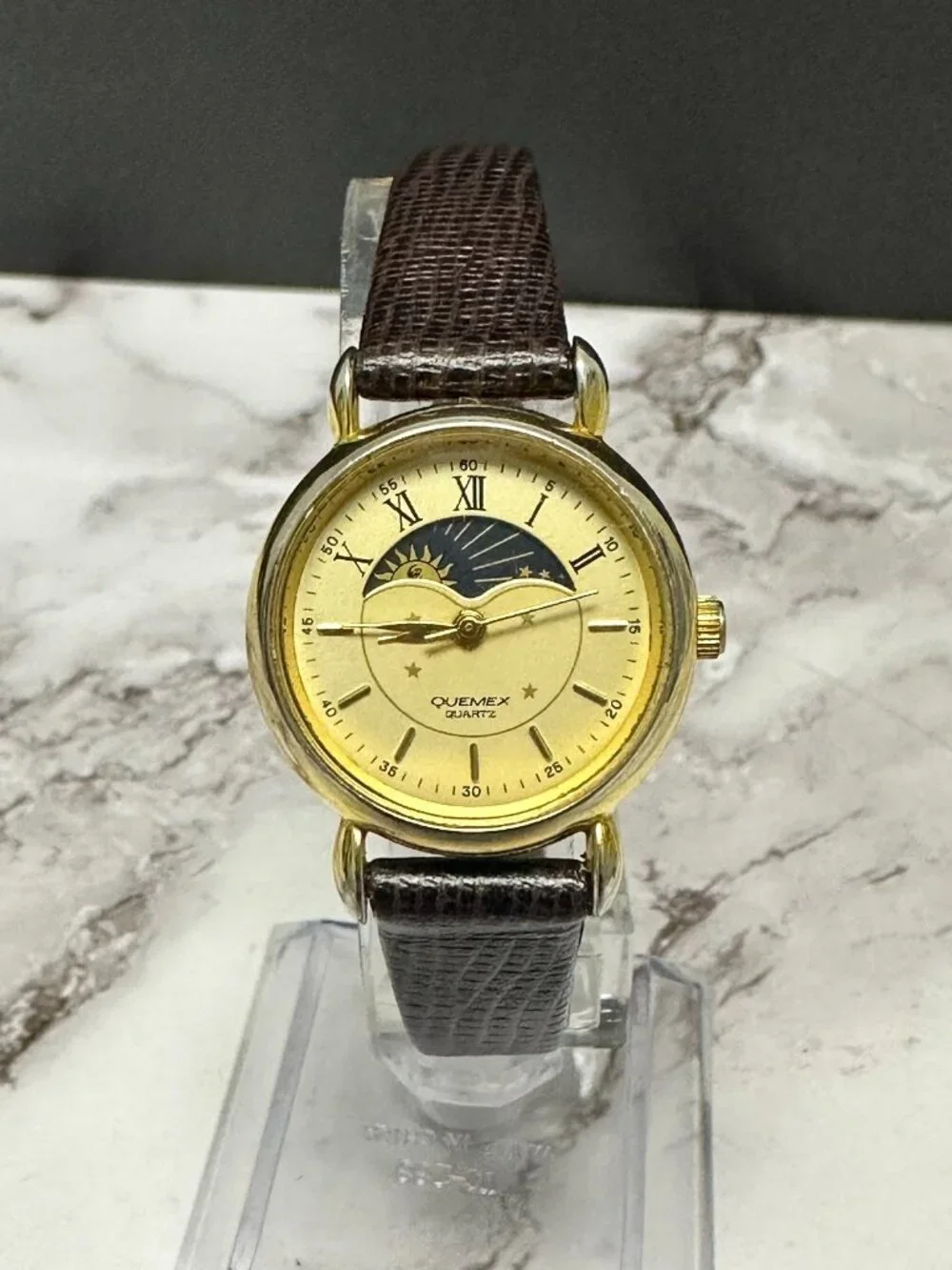 Quemex Moon Phase Womens Watch 19mm Gold Tone  Brown Band New Battery 8.5